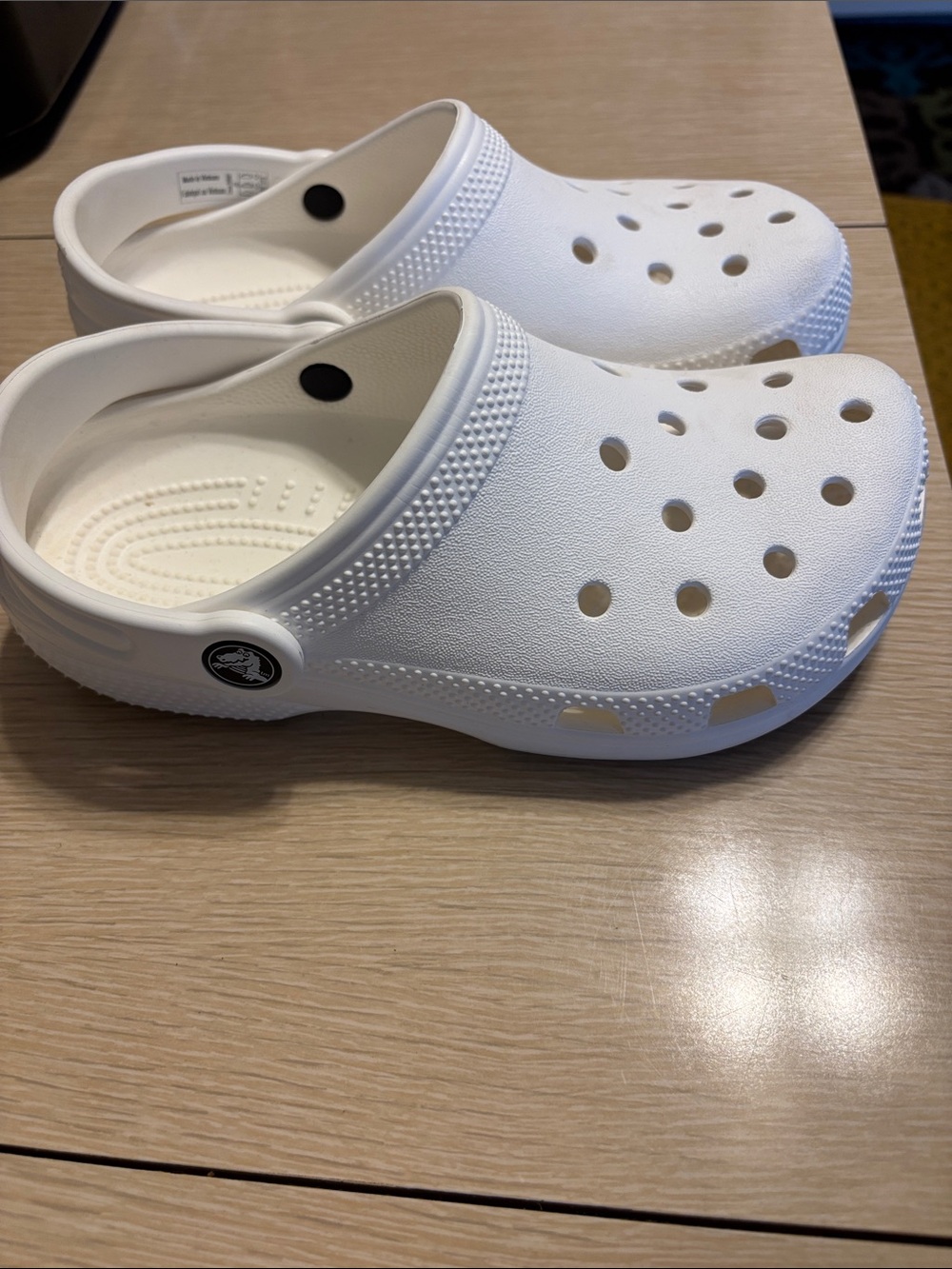 CROCS Kids White Classic Clog Sandals - Picture 3 of 4